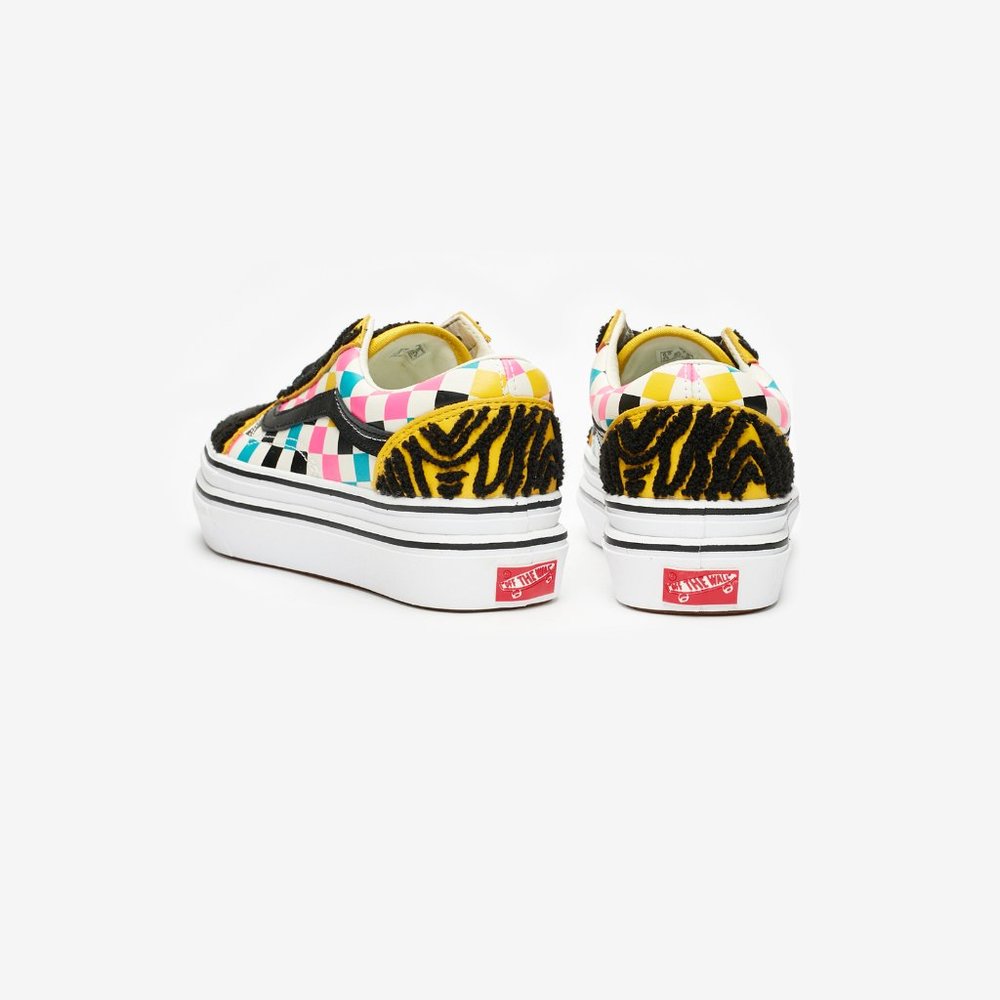 Vans Vault Super Comfycush Old Skool LX Shoes - Picture 11 of 16